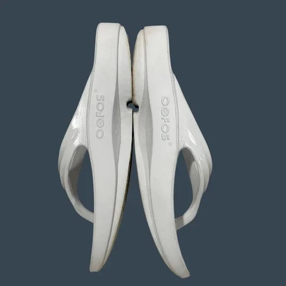 Oofos Ooriginal Thong Sandals Womens Size W7 EU 38 White Recovery Flip Flops - Picture 3 of 7